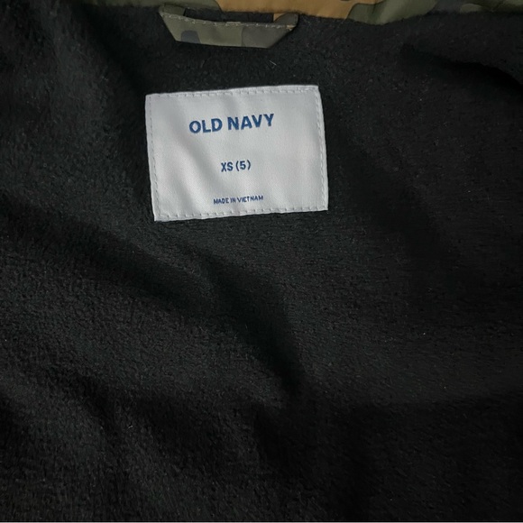 Boys (kids) Old Navy Camouflage Bubble Vest - Size XS (5) - Picture 4 of 4